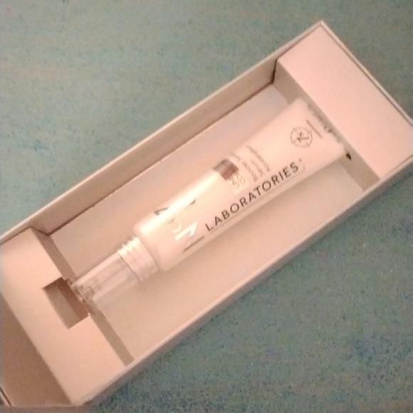 NIB NWT No. 7 Line Correcting Booster Accelerator Serum - Picture 2 of 4